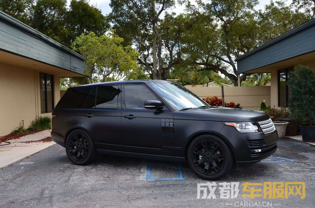 black-land-rover-range-rover-with-matte-wrap.jpg